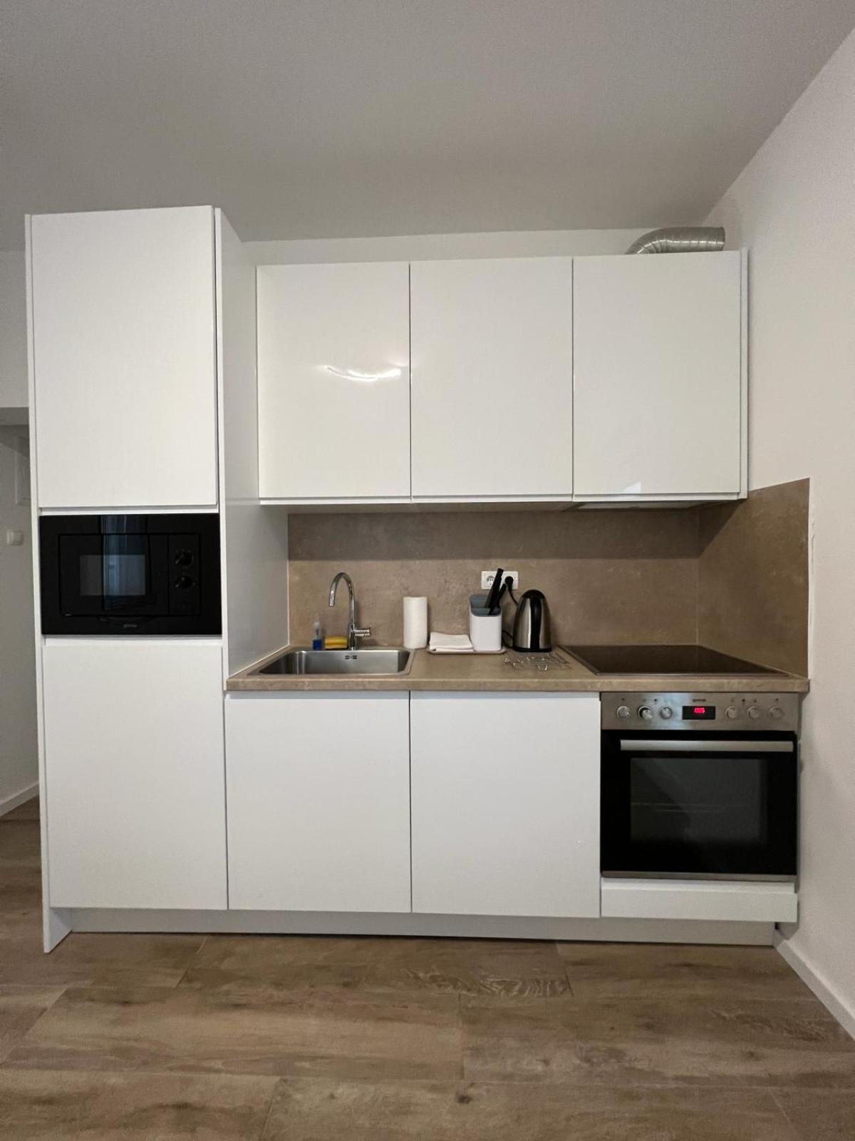 Apartments Mamma Mia Оребич Экстерьер фото