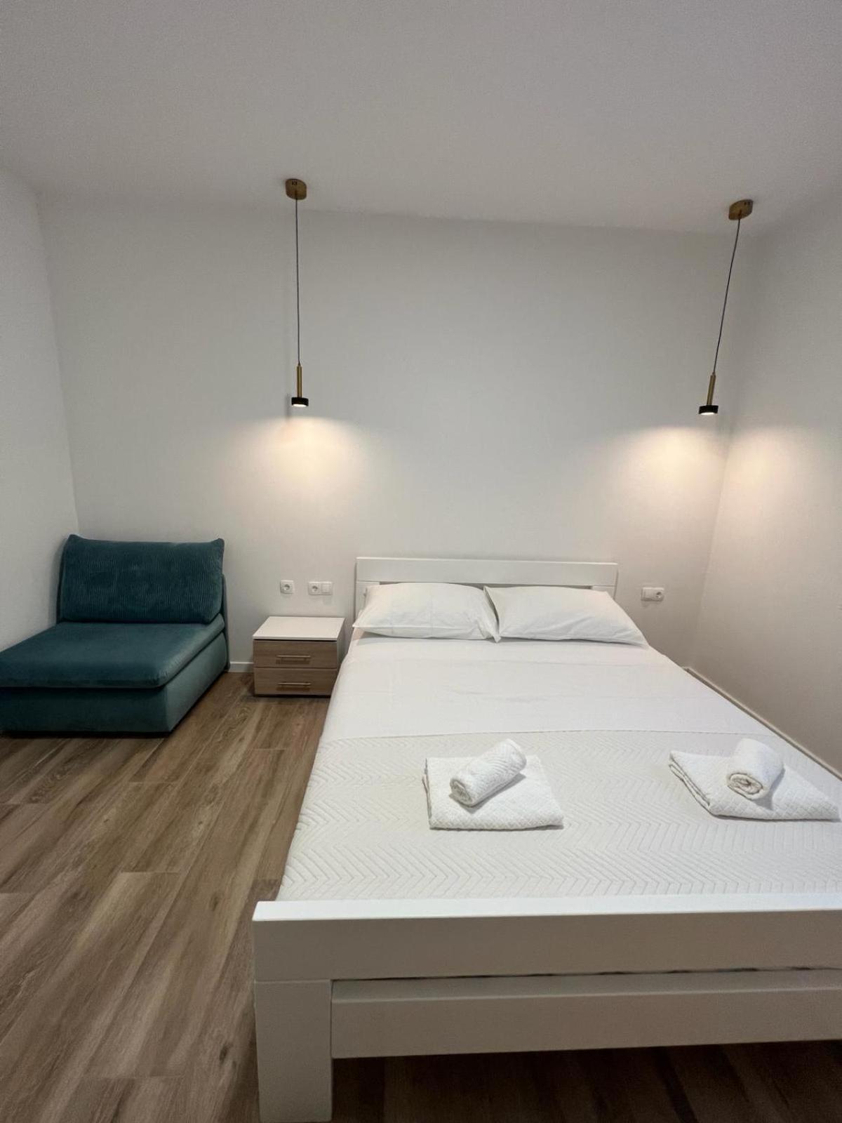 Apartments Mamma Mia Оребич Экстерьер фото